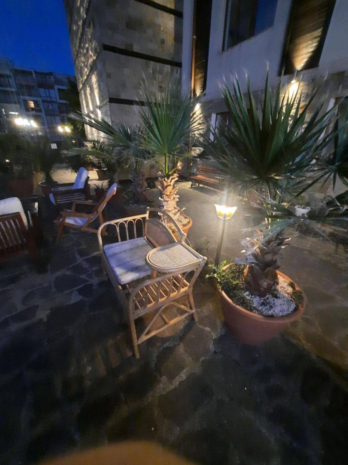Apartament Апатаменти За Гости Sunshine И Glory Święty Włas Zewnętrze zdjęcie